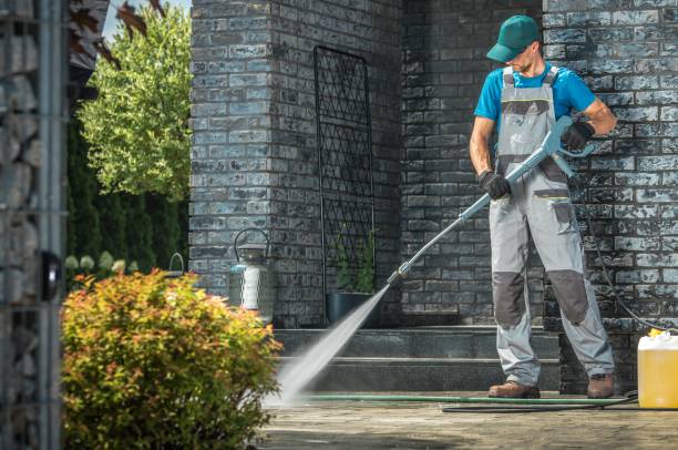 Best Animal Enclosure Cleaning  in Clinton, MO